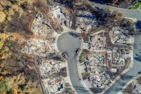 Bebek-Otel8217de-Yangin-Panigi-Holding-Patronlari-da-Tahliye-Edildi-featured