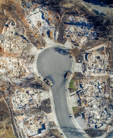 Bebek-Otel8217de-Yangin-Panigi-Holding-Patronlari-da-Tahliye-Edildi-featured